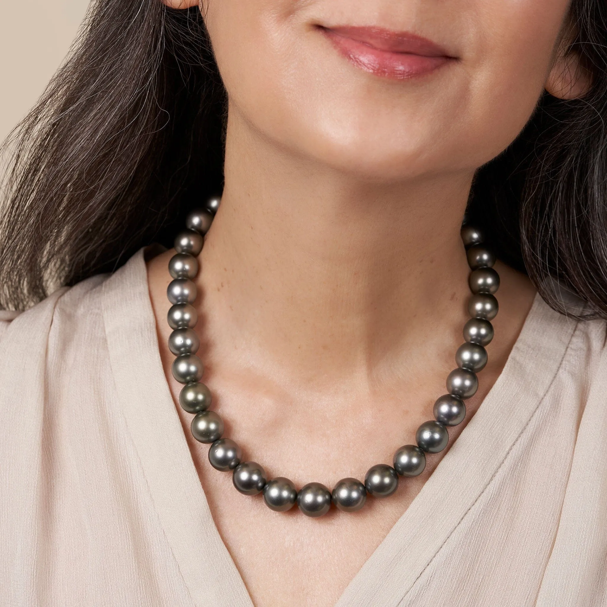 12.0-13.8 mm AA /AAA Tahitian Round Pearl Necklace
