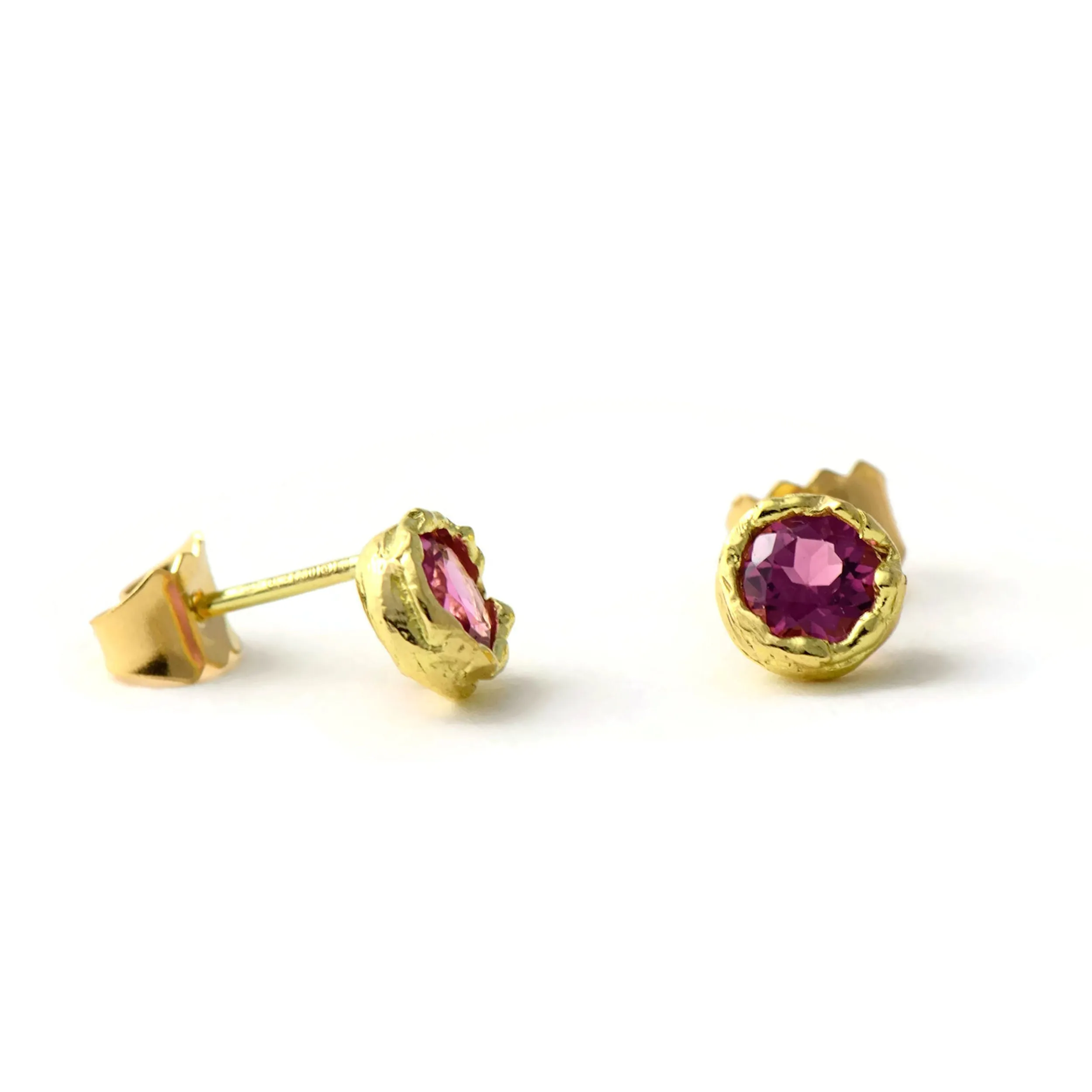 18ct fair trade yellow gold stud earrings with a 4.5 mm gemstone