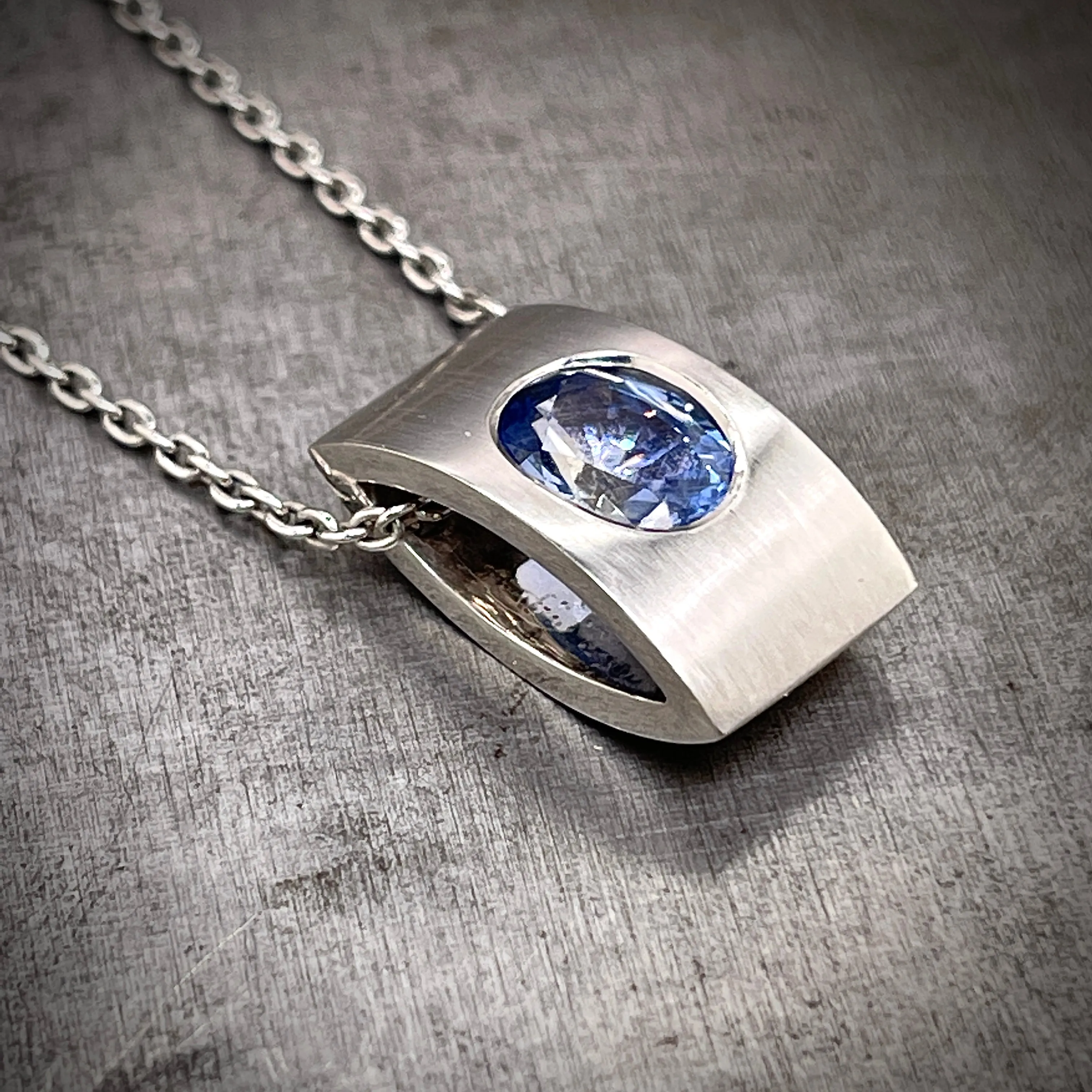 18k White Gold Pale Blue Sapphire Necklace