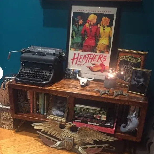 2Sec TV Stand