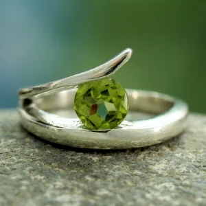Artisan Crafted Solitaire Peridot Ring from India - Dazzling Love | NOVICA