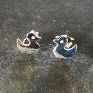 Blue Lily 7mm Duck Stud Earrings