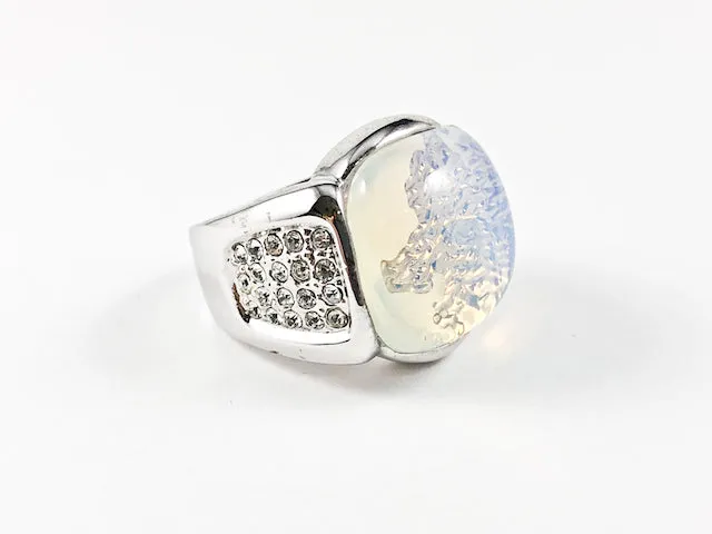 Classic Fun Opal Stone Brass Ring