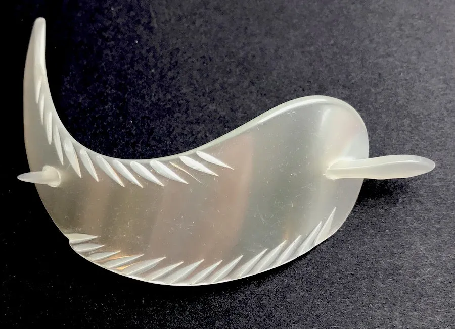 Delightful Vintage French Shimmering Lucite 12cm Feather Hair Barrettes