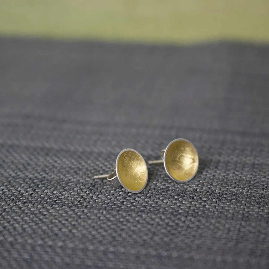 Golden Oak Cup Stud Earrings