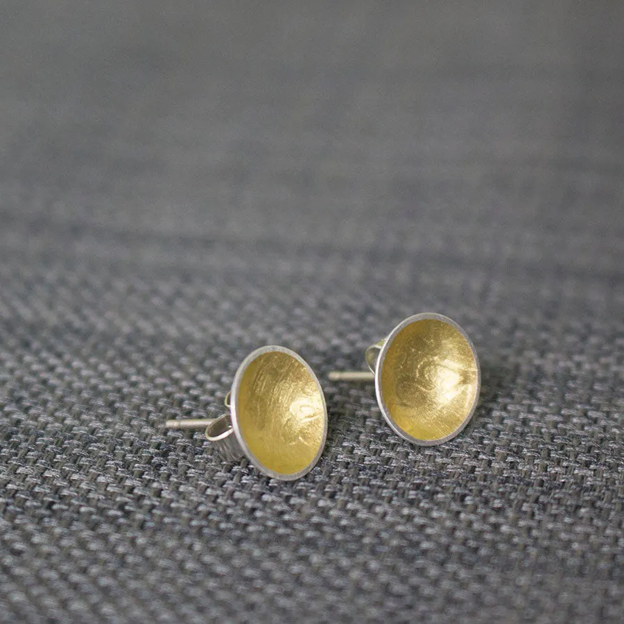 Golden Oak Cup Stud Earrings
