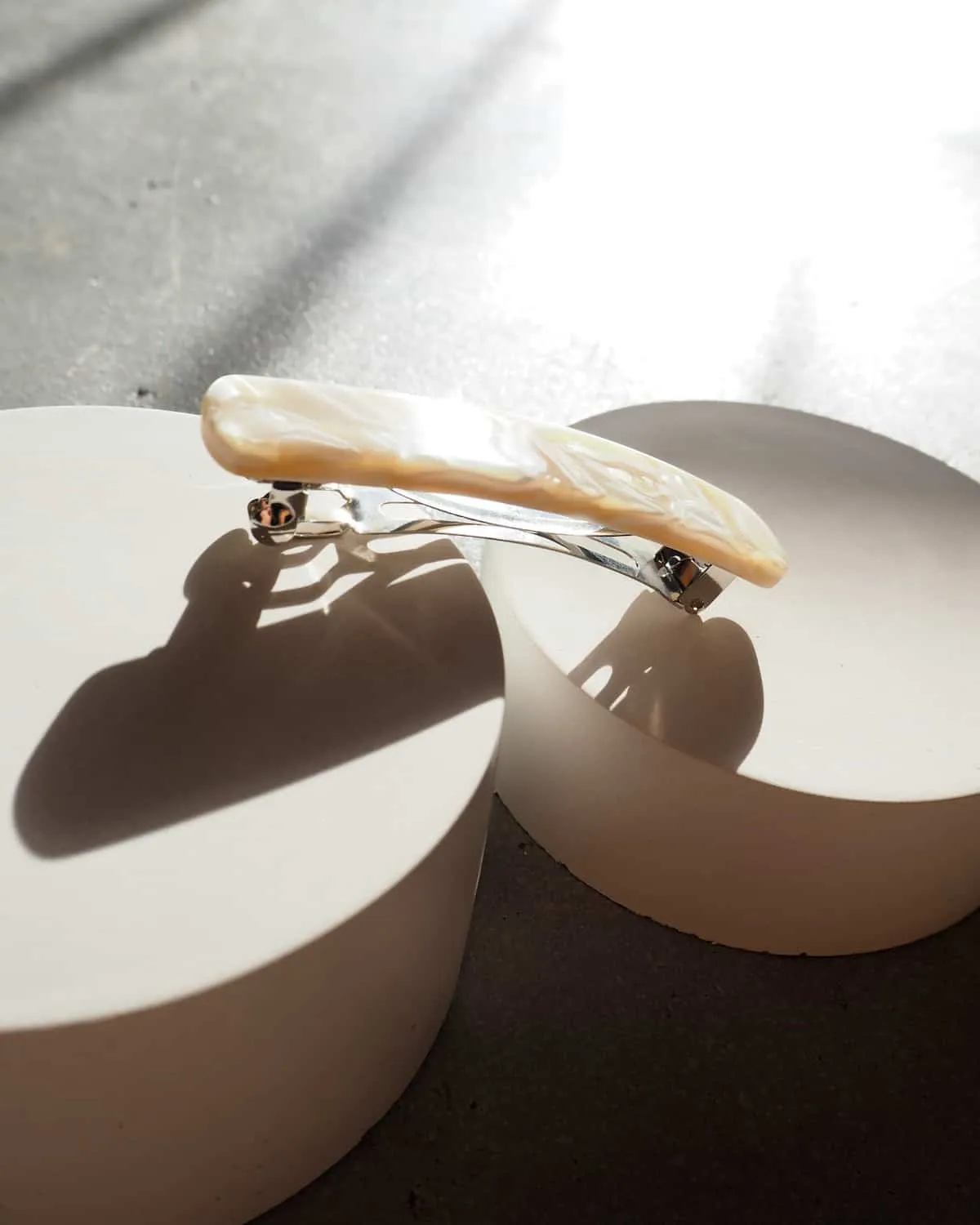 HEIRLOOM BARRETTE IVORY