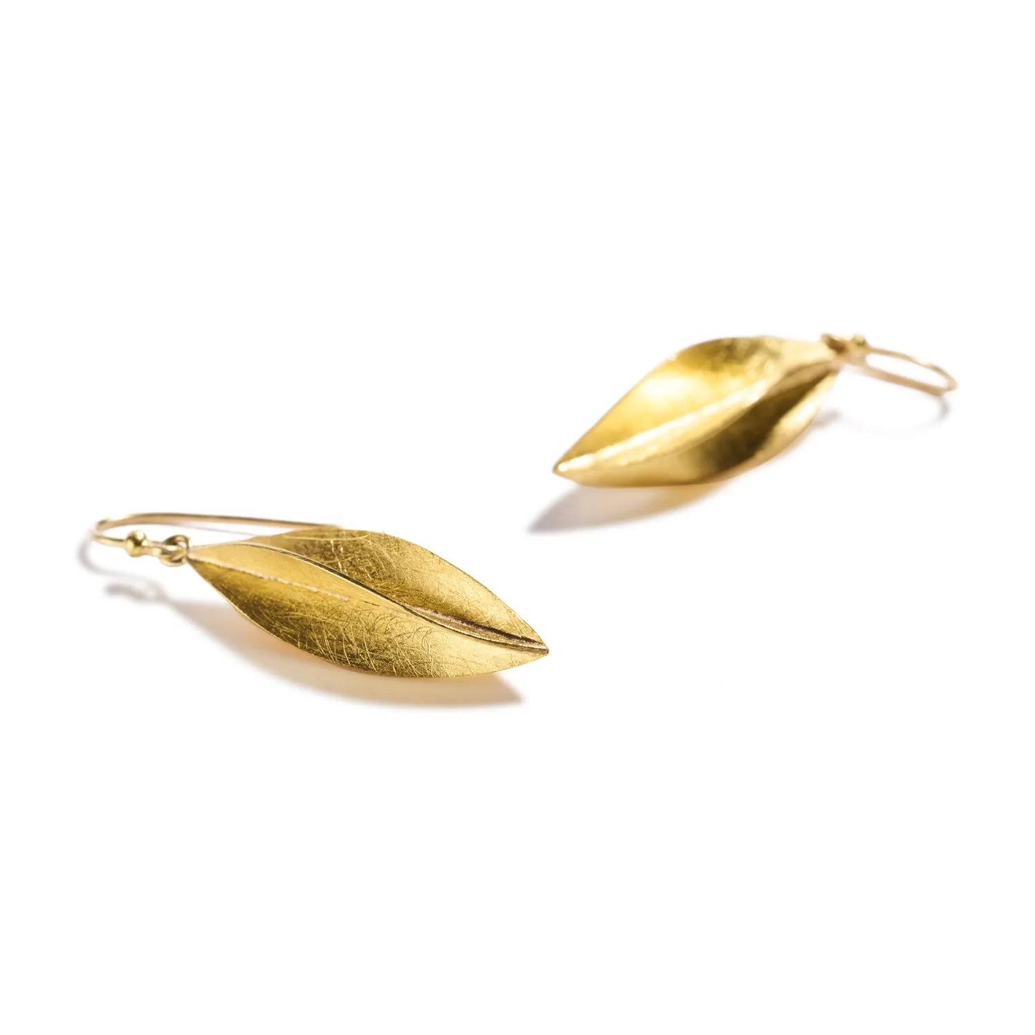 Medium Twist Earrings