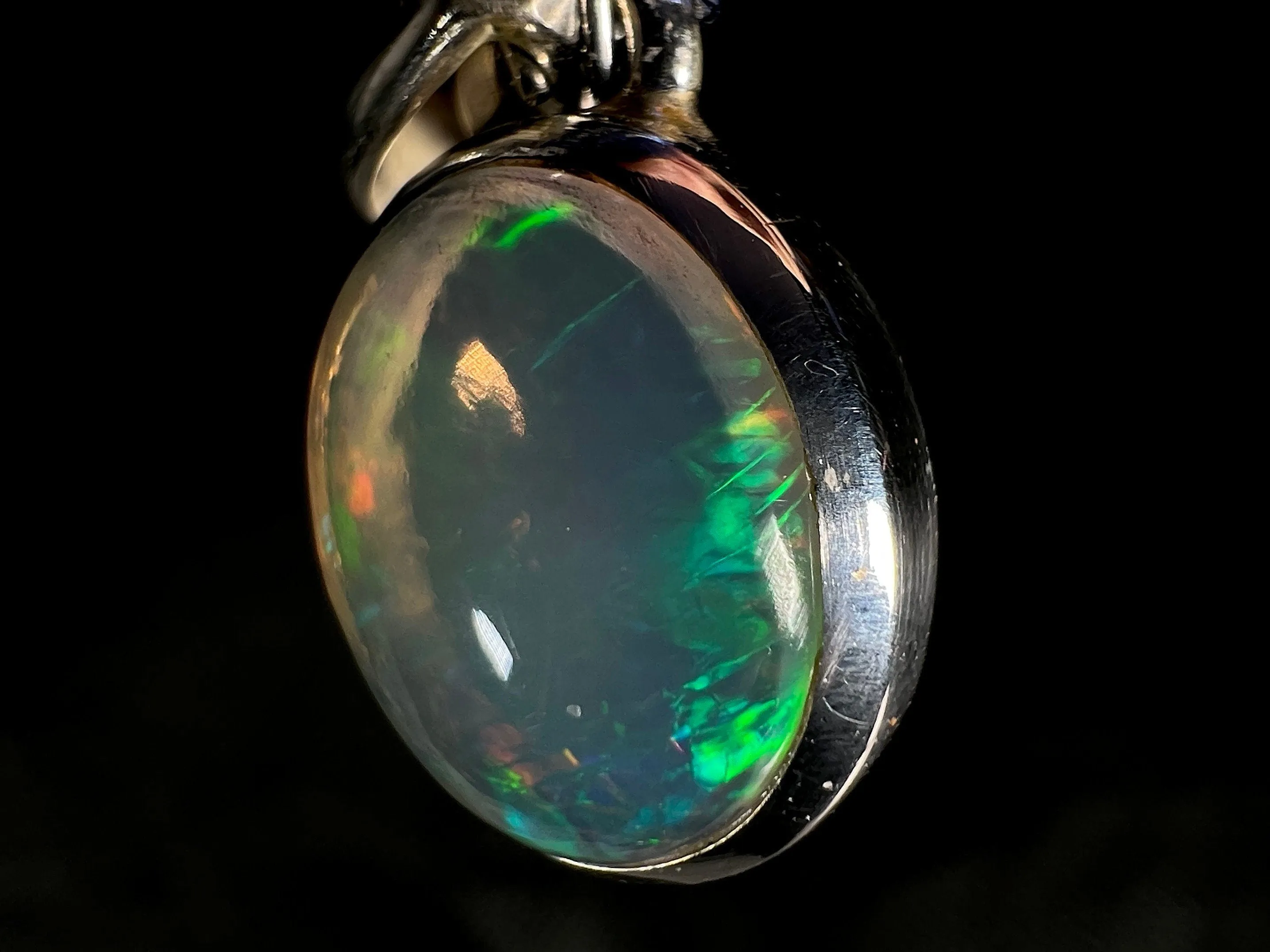 OPAL Pendant - Sterling Silver, 9x11mm Oval Cabochon - Birthstone Jewelry, Opal Cabochon Necklace, Welo Opal, 50947