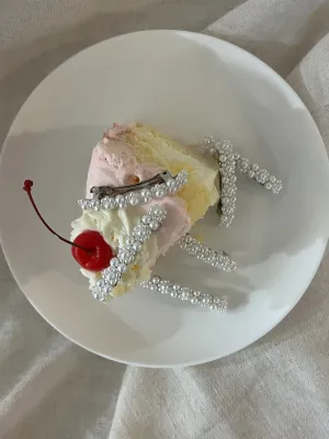 Pearl Barrette