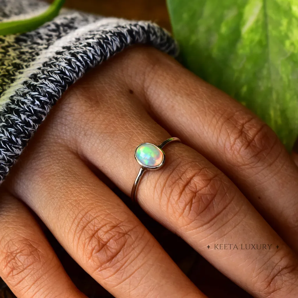 Rainbow Essence - Simple Opal Ring