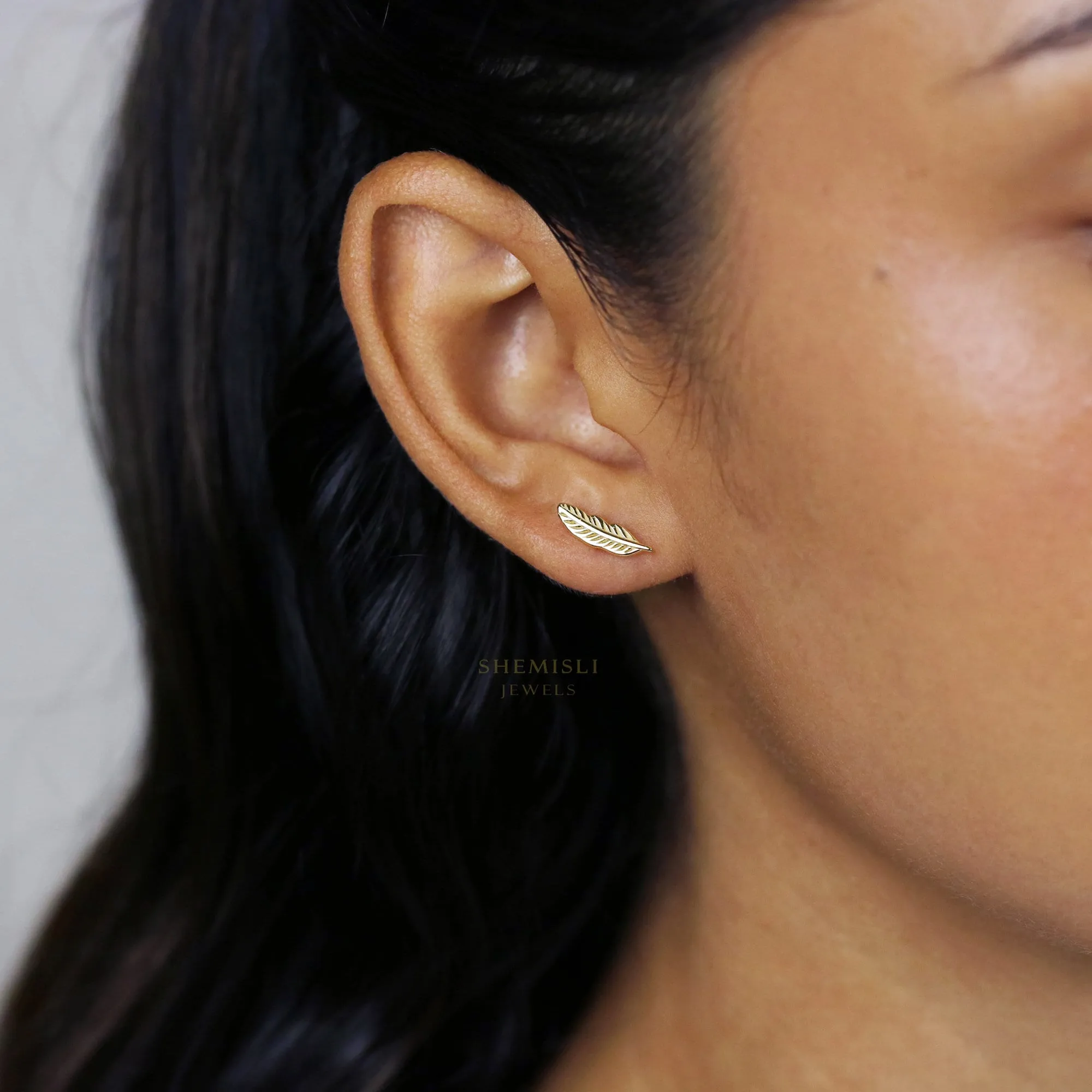 Tiny Feather Earrings, Unisex, Gold, Silver SHEMISLI - SS157 LR