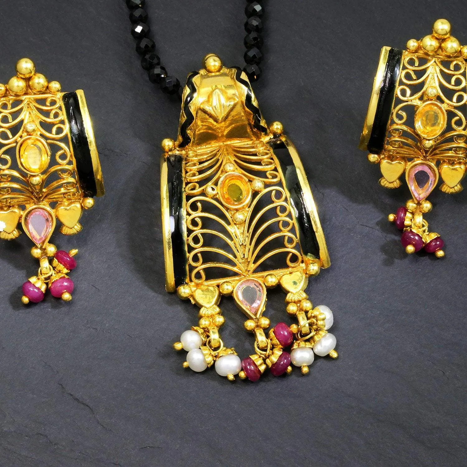 Vintage 23Kt Yellow Gold & Enamel Gemstone Necklace Earring Set