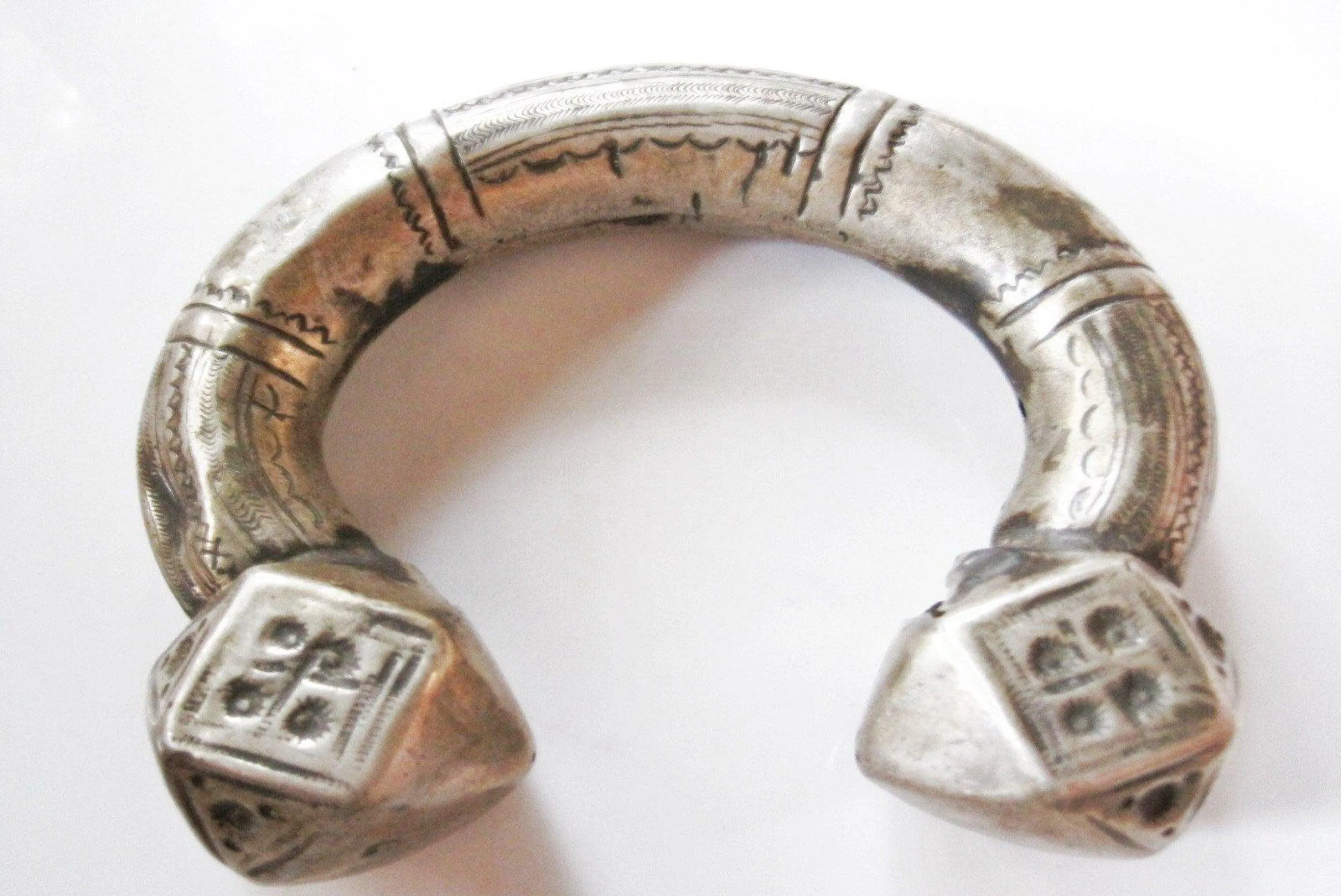 Vintage Nubian Ethnic Silver Anklet