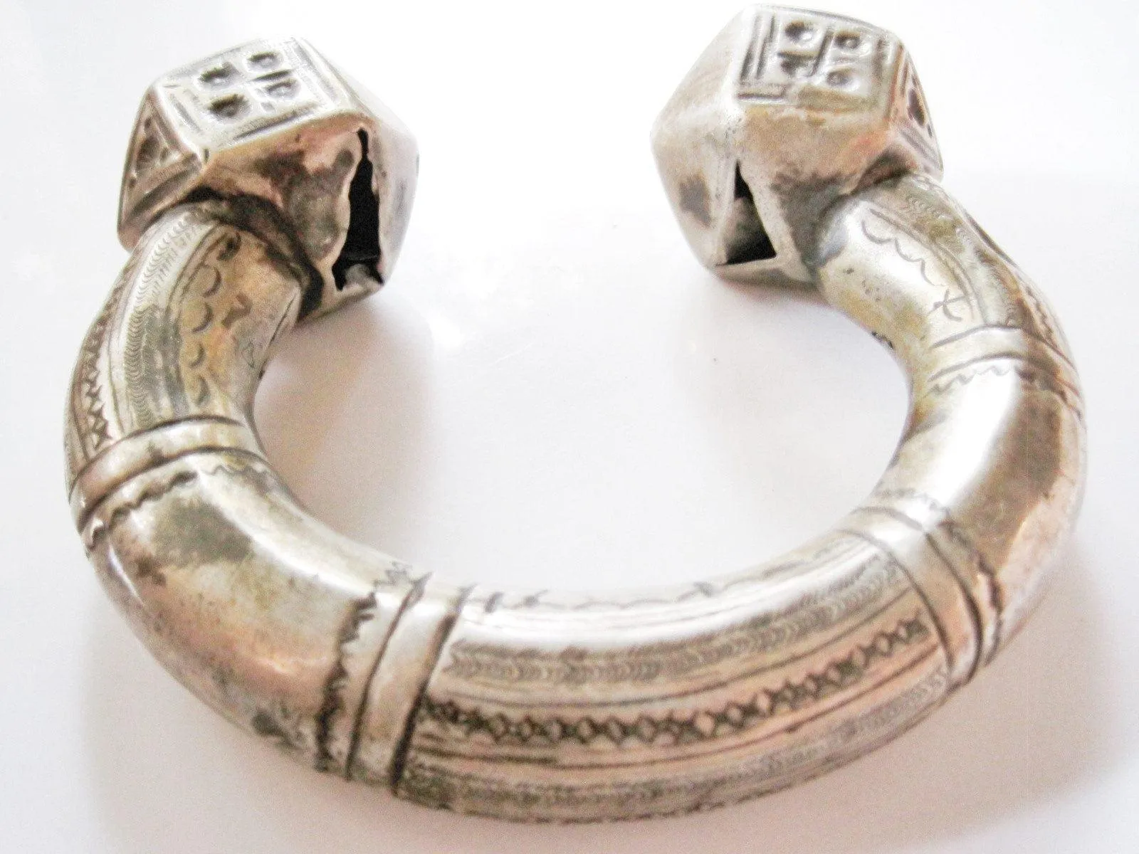 Vintage Nubian Ethnic Silver Anklet