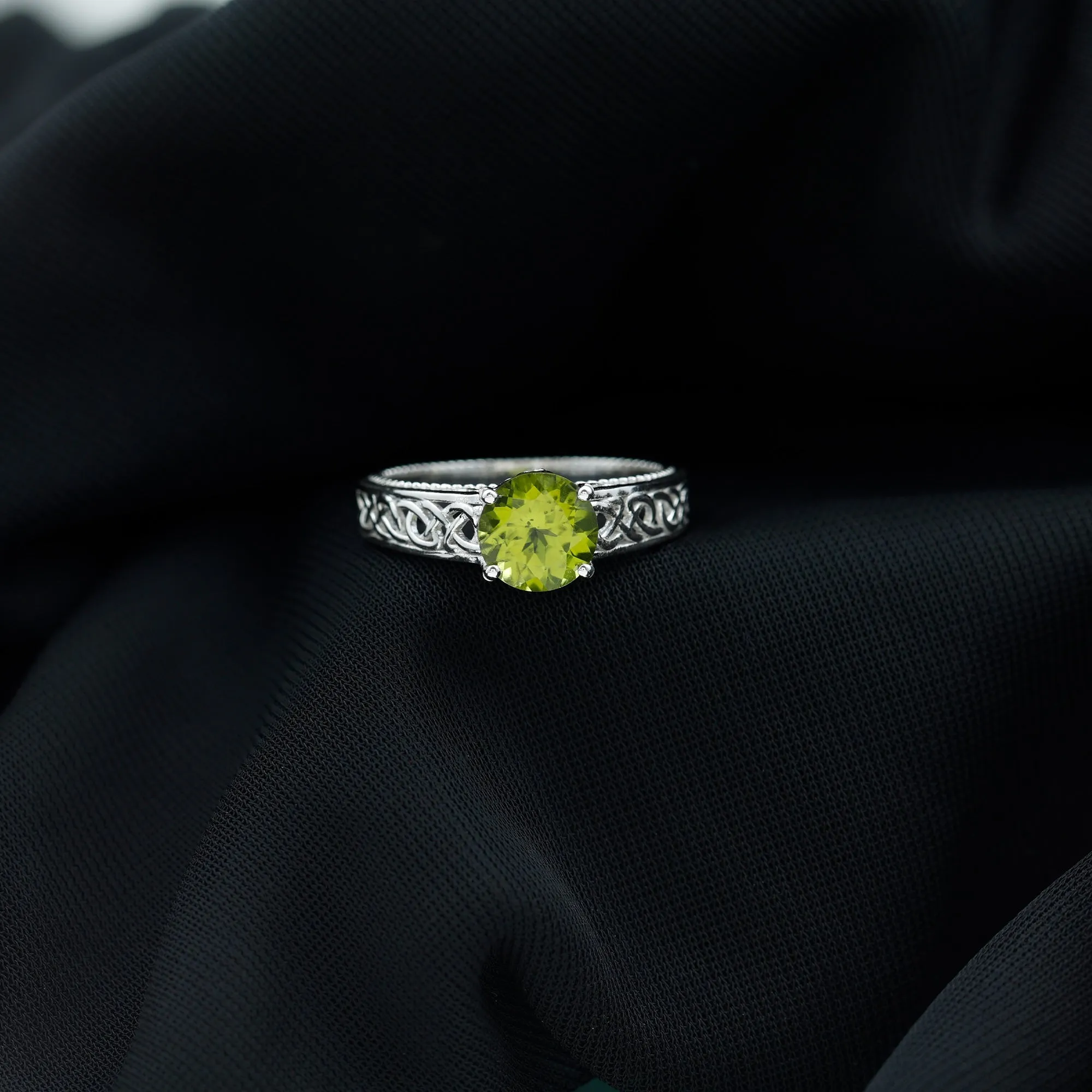 Vintage Style Peridot Celtic Knot Band Ring with Surprise Diamond